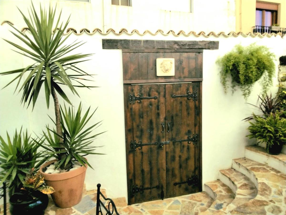 לינה וארוחת בוקר Castell De Castells Casa Blanca מראה חיצוני תמונה
